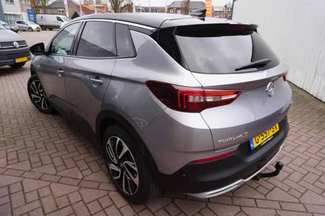 Opel Grandland (2019) thumbnail 3