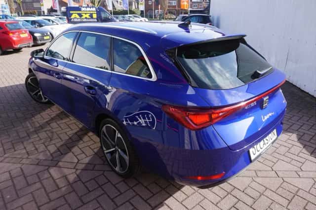 SEAT Leon Sportstourer (2021) thumbnail 3