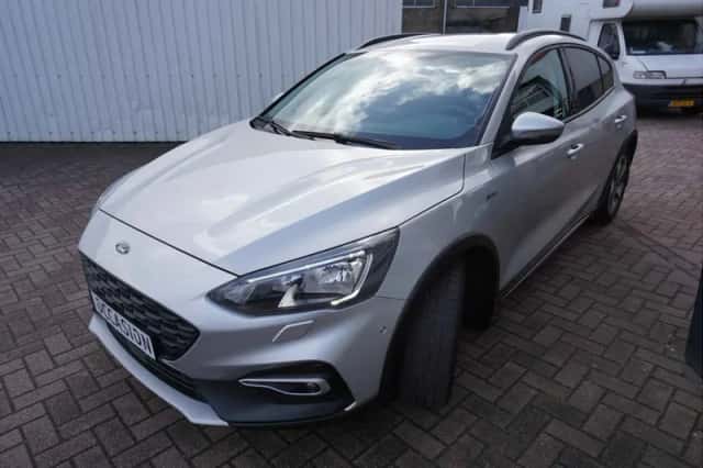 Ford Focus (2019) thumbnail 4