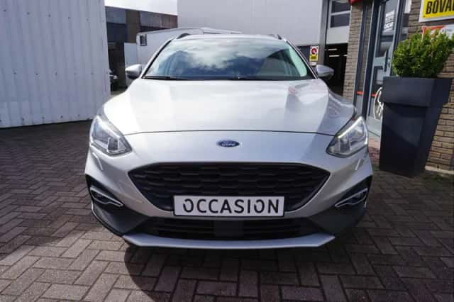 Ford Focus (2019) thumbnail 5