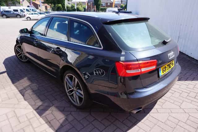 Audi A6 (2013) thumbnail 3
