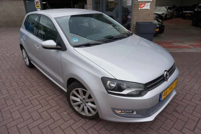 Volkswagen Polo (2011) thumbnail 1