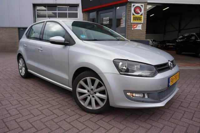 Volkswagen Polo (2011) thumbnail 6