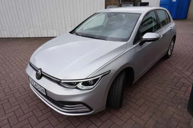 Volkswagen Golf (2023) thumbnail 4