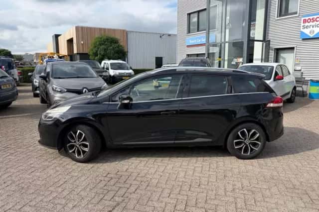Renault Clio (2014) thumbnail 2