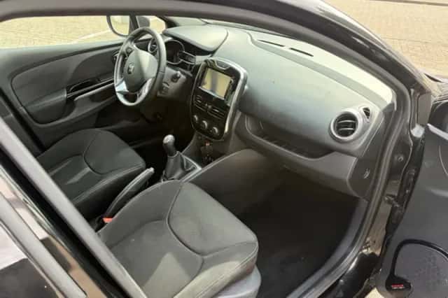 Renault Clio (2014) thumbnail 5