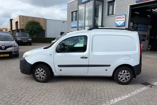 Renault Kangoo Express (2014) thumbnail 2