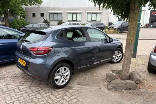 Renault Clio (2020) thumbnail 6