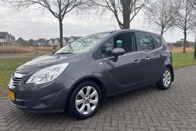 Opel Meriva (2011) thumbnail 1