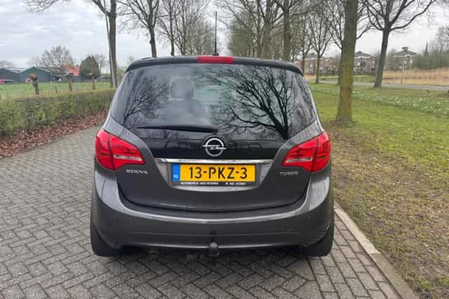 Opel Meriva (2011) thumbnail 6
