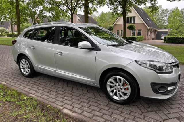 Renault Mégane (2013) thumbnail 2