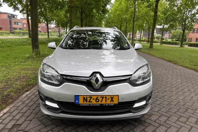 Renault Mégane (2013) thumbnail 5