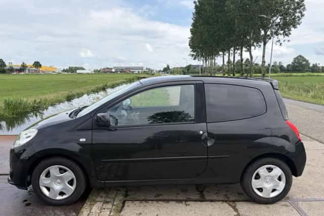 Renault Twingo (2010) thumbnail 3