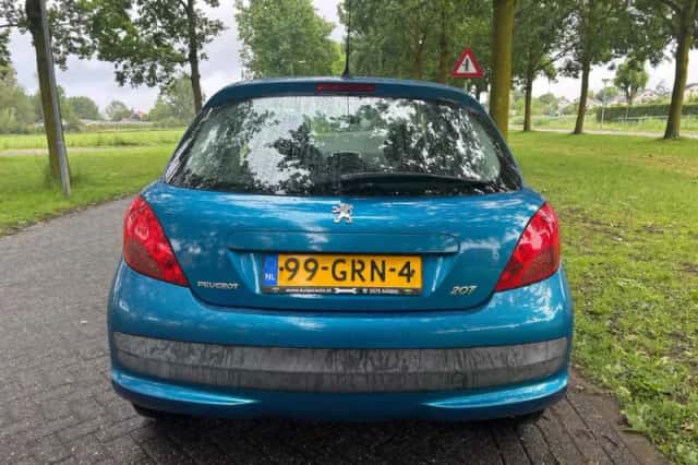 Peugeot 207 (2008) thumbnail 6
