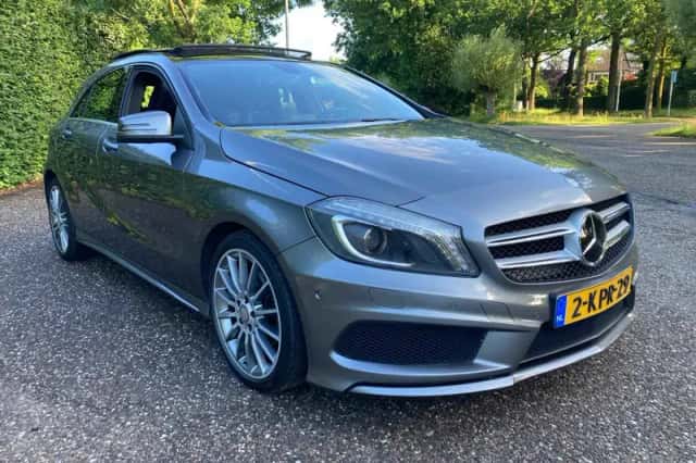 Mercedes-Benz A-Klasse (2013) thumbnail 2