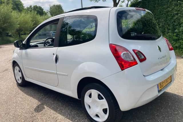 Renault Twingo (2012) thumbnail 2