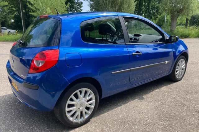 Renault Clio (2007) thumbnail 4