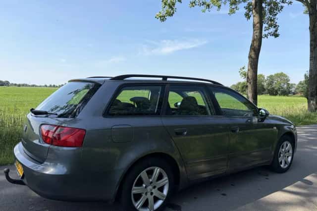SEAT Exeo (2012) thumbnail 4
