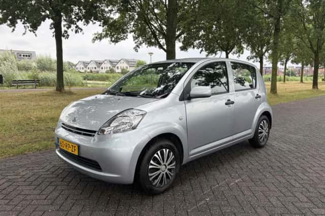 Daihatsu Sirion (2005) thumbnail 1