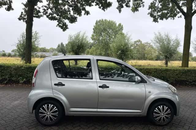 Daihatsu Sirion (2005) thumbnail 6
