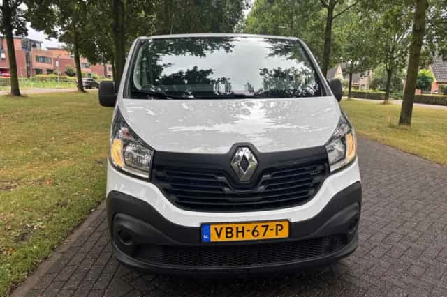 Renault Trafic (2019) thumbnail 5