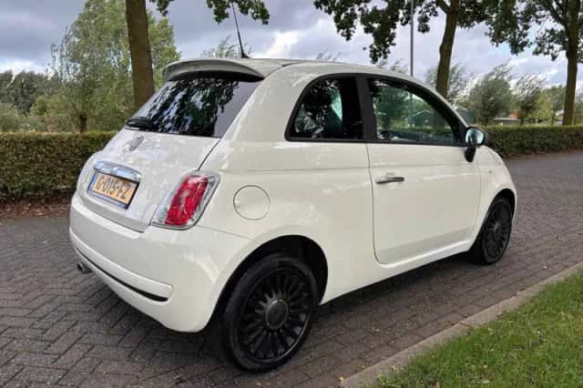 Fiat 500 (2012) thumbnail 4