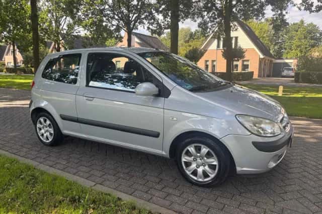 Hyundai Getz (2008) thumbnail 2