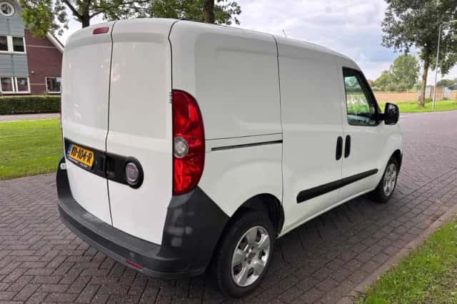 Fiat Doblò Cargo (2013) thumbnail 4