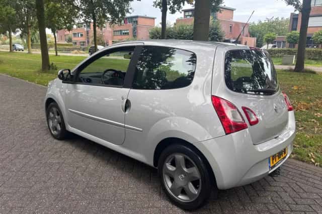 Renault Twingo (2013) thumbnail 3