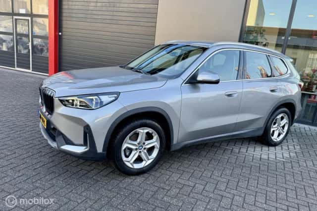 BMW X1 (2023) thumbnail 5