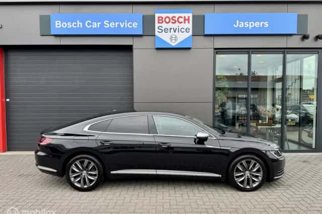 Volkswagen Arteon (2019) thumbnail 3