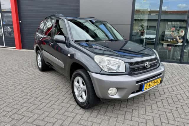 Toyota RAV4 (2005) thumbnail 3
