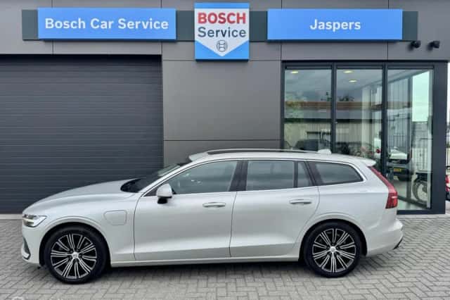 Volvo V60 (2019) thumbnail 2