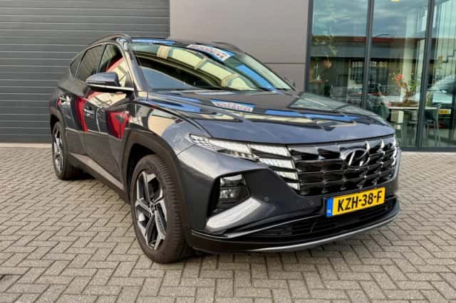 Hyundai Tucson (2023) thumbnail 3