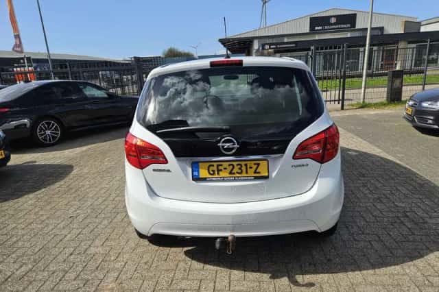 Opel Meriva (2015) thumbnail 6