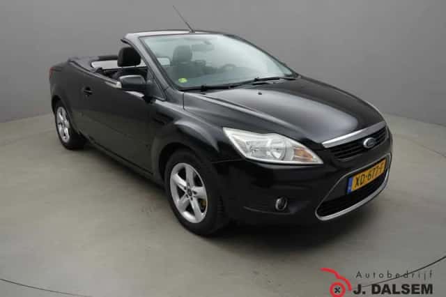 Ford Focus (2008) thumbnail 3
