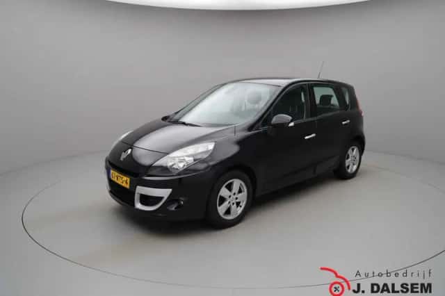 Renault Scénic (2010) thumbnail 1