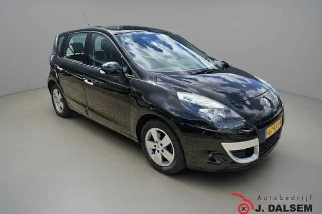 Renault Scénic (2010) thumbnail 2