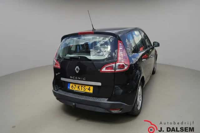 Renault Scénic (2010) thumbnail 4