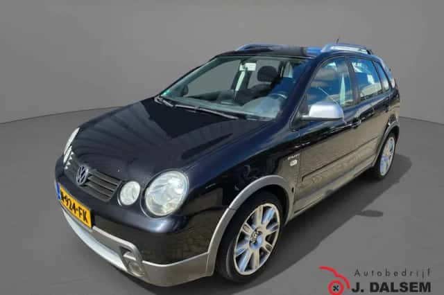 Volkswagen Polo (2004) thumbnail 1