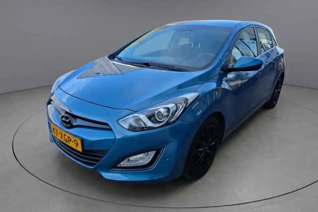 Hyundai i30 (2012) thumbnail 1