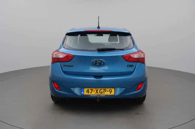 Hyundai i30 (2012) thumbnail 6