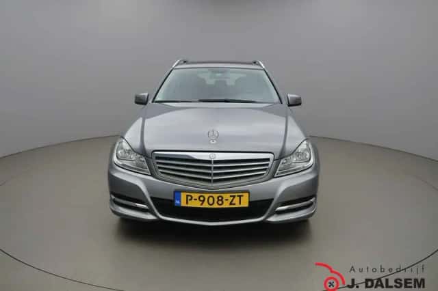 Mercedes-Benz C-Klasse (2012) thumbnail 2
