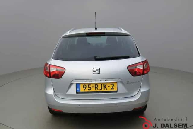 SEAT Ibiza (2011) thumbnail 6