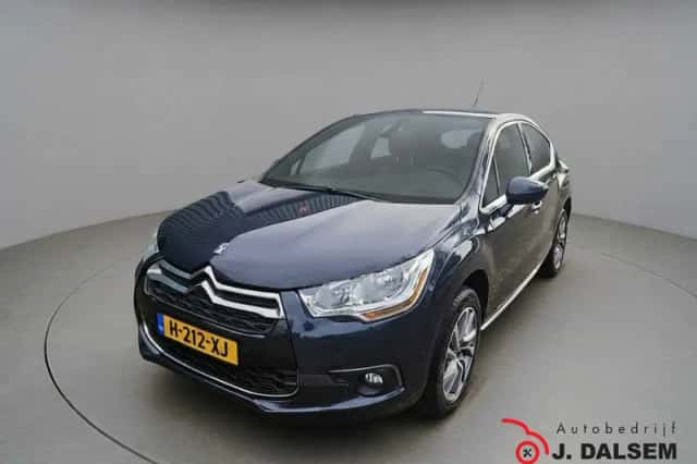 Citroën DS4 (2015) thumbnail 1