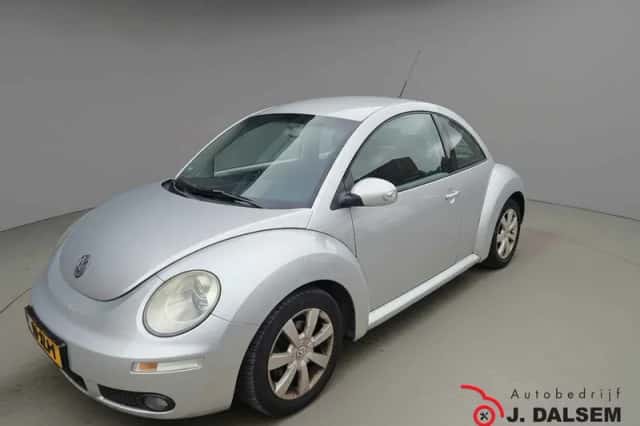Volkswagen New Beetle (2007) thumbnail 1