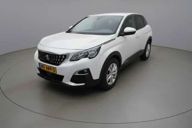 Peugeot 3008 (2017) thumbnail 1