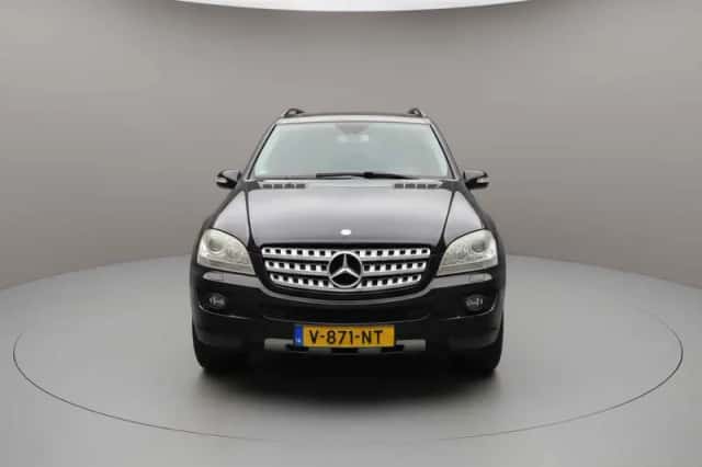Mercedes-Benz M-Klasse (2006) thumbnail 1