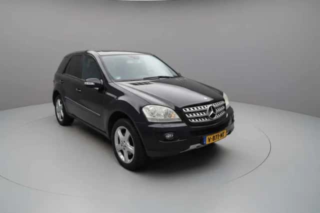 Mercedes-Benz M-Klasse (2006) thumbnail 2