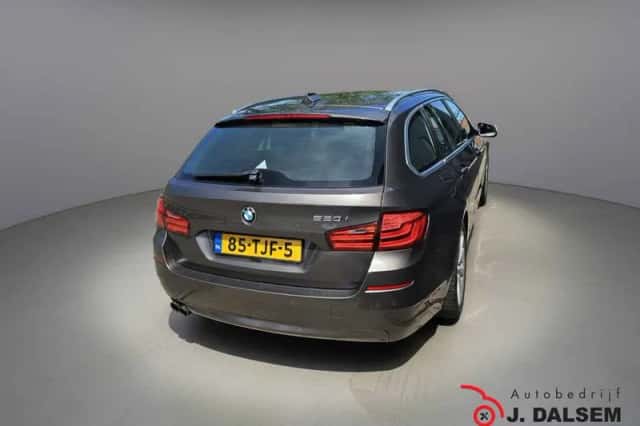 BMW 5-Serie (2012) thumbnail 6